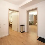 Coban Apartment *